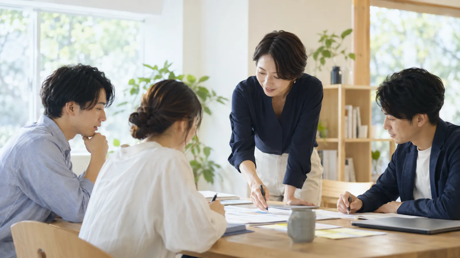 チームで学ぶ研修の様子